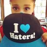 lia - @ilapoolelsecs - Instagram