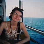𝐈𝐦𝐨𝐠𝐞𝐧 𝐁𝐞𝐥𝐥 - @typicalbambi - Instagram