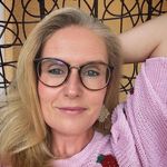 Imogen Charles - @manab98492 - Instagram