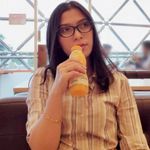 Ina Gilbert Zebua - @m.karmilah25 - Instagram