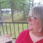 Tina Snyder - @tina.snyder.404 - Instagram