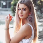 India Holder - @indy_sells_stuff - Instagram