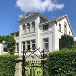 Indra & Daniel - @denk_mal_villa - Instagram