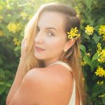 Inès Logane - @ineslogane - Instagram