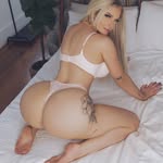 Inès Montgomery - @inesmontgomery210 - Instagram