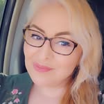Inez Salcido - @yogashrinkmom - Instagram