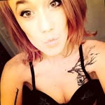 Iona Davis - @ionadavis714 - Instagram
