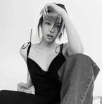 Iona Li - Facebook