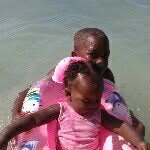 Iona Small - @nana_kay22 - Instagram
