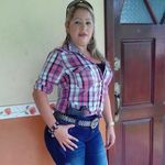 Iris Acevedo - @irisguate - Instagram