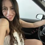 Iris Acevedo - @linnettesworld - Instagram
