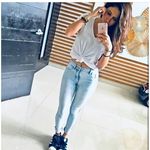 Iris Aranda - @iris.aranda.7127 - Instagram