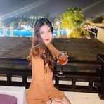 Iris Bae - Facebook