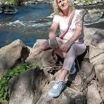 Iris Bender - @iris.bender.5 - Instagram