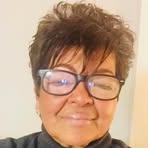 Iris Benjamin - Facebook