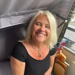 Iris Bey - Facebook