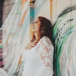 Iris Bonet 🎤 - @irisbonetmusic - Instagram