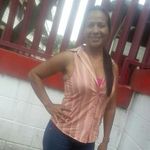 iris Burgos - @burgosiris001 - Instagram