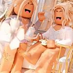 iris campanile - @itz_figaroplayroblox48 - Instagram