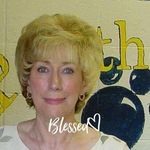 Iris Chapman - @iris.chapman.1217 - Instagram