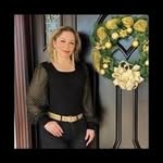 Iris Corral - @corral2448 - Instagram