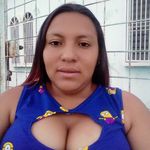 iris Dávila - @irisdavila7784 - Instagram