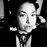 Iris Dejesus - @irisloveskittycats - Instagram