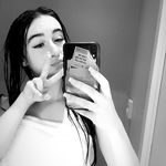 iris🤍 - @irisevanss - Instagram