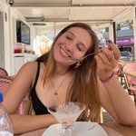 Íris - @irisfriendss - Instagram