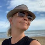 Iris Fuchs - @quickblondefox - Instagram