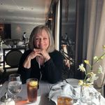 Iris Gilmore Gillespie - @irisgilmoreg - Instagram
