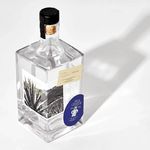 Iris-Jingna glass bottle - @iris_jingnaglass - Instagram