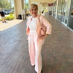 Iris Goldschmidt - Facebook