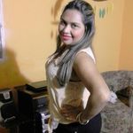 iris gonzales - @larumbera211 - Instagram