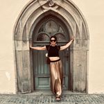 Iris Grimm - @siriiiifairytale - Instagram