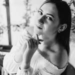 Iris Hauser - @xbhsayrqdgqa6186 - Instagram