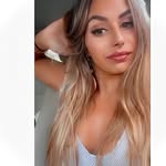Iris Howard - @kanmifh - Instagram