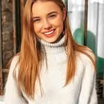 Iris Howard - @lectureiris - Instagram