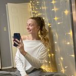 iris - @irishunt_22 - Instagram