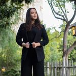 Iris Hurtado - @investwithiris - Instagram