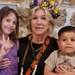 Iris Kaplan - Facebook