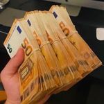 Grâce - @kinseyirisvirement - Instagram