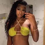 Iris Kirk - @_ary_ke - Instagram