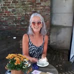 Iris Kurtz - Facebook