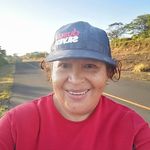 Iris Ledezma - @camananse33 - Instagram