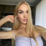 @iris.lindsay9 - Instagram