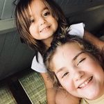 Lindsay & Iris - @lindsayandiris - Instagram