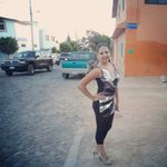 iris loera - @pucki_belle - Instagram