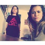 Iris Lowe - @melopeyag7 - Instagram