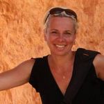 Edita Kirvelevicius - @irismeadowrain_studio - Instagram